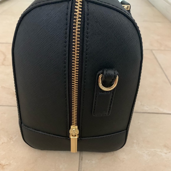 Tory Burch Handbag (Like New) - Picture 3 of 5